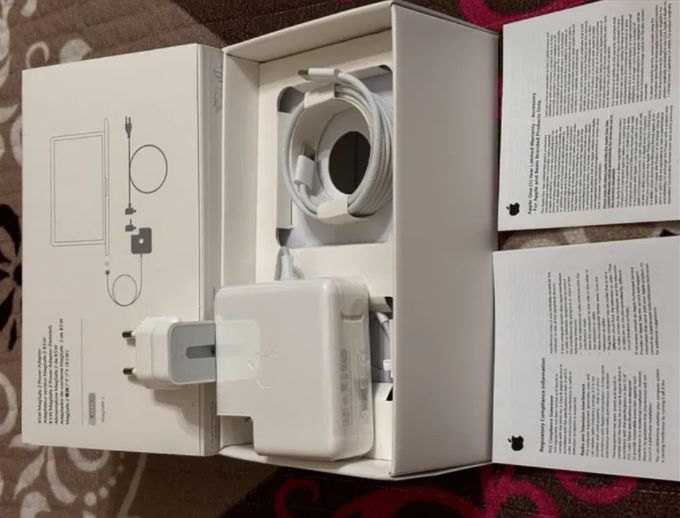 . отApple зарядка для MacBook - блок питания на макбук