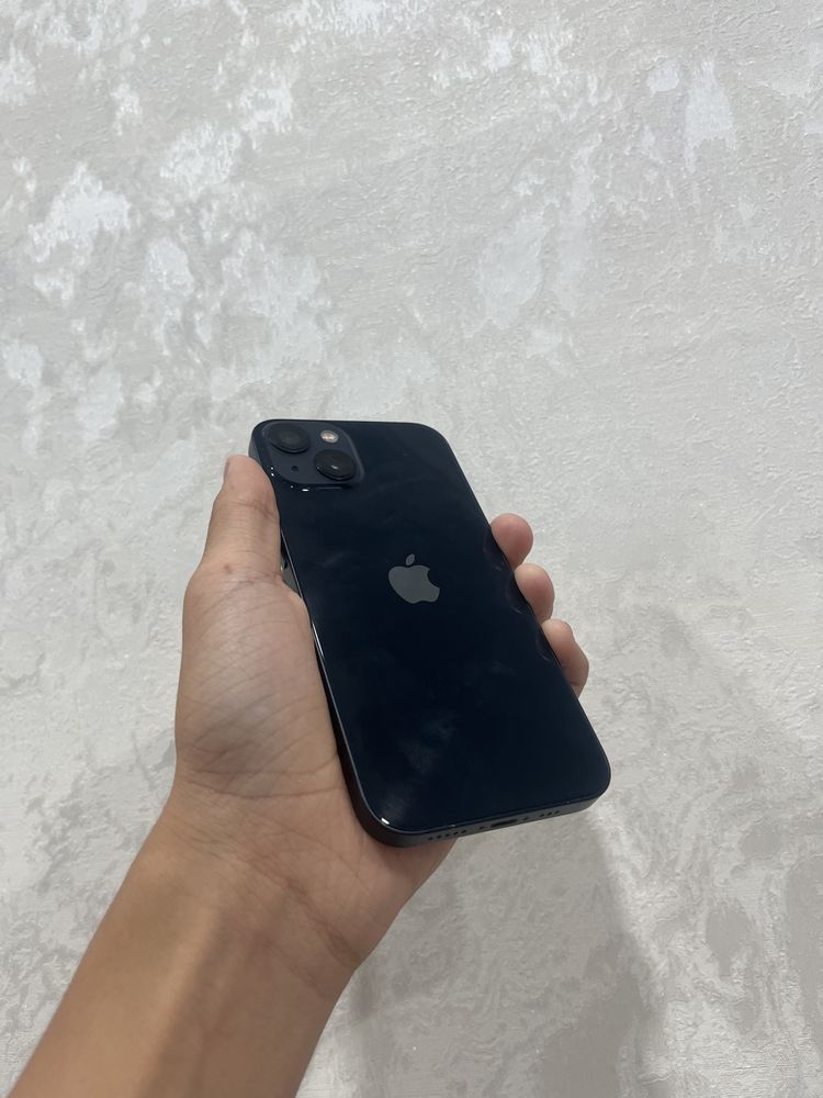 Iphone 13 заблокираваный продам или обменяю