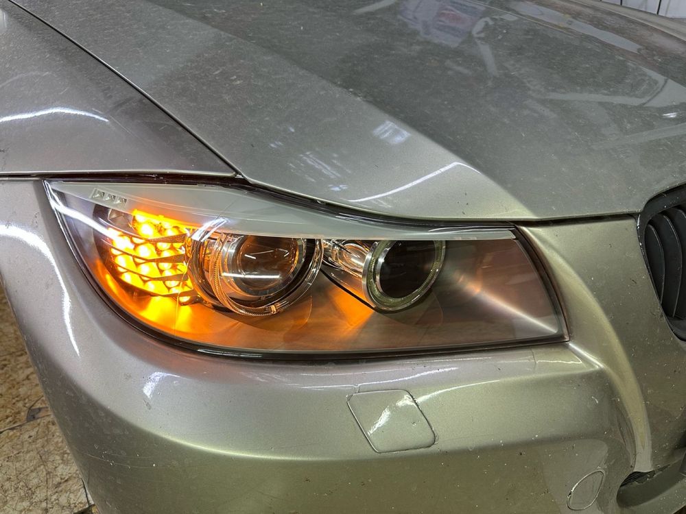 Bmw E90 / Бмв Е90 Стекла Фары