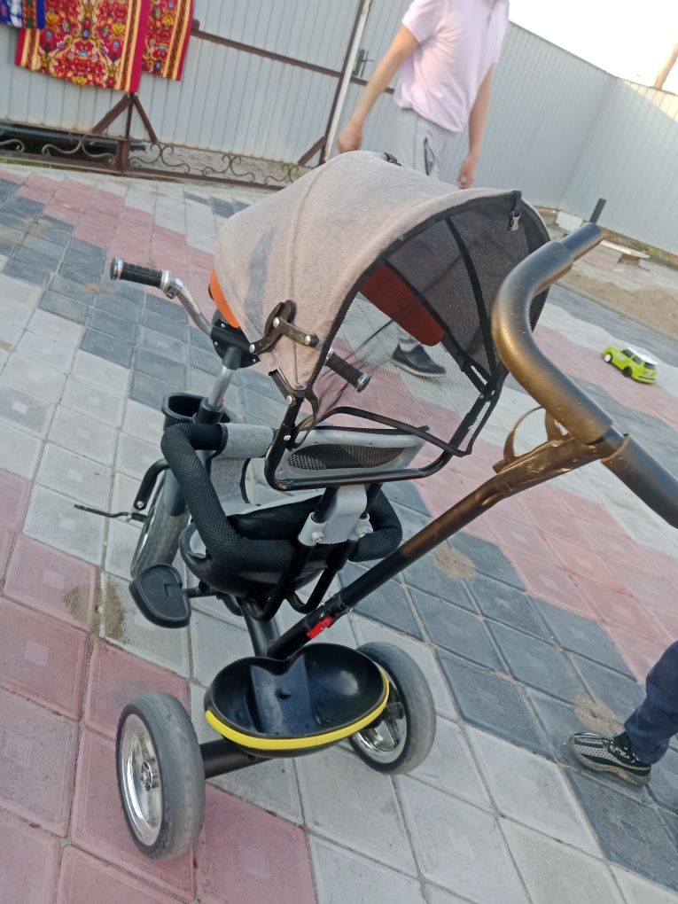 Продам велосипед трёх колесах фирма барс