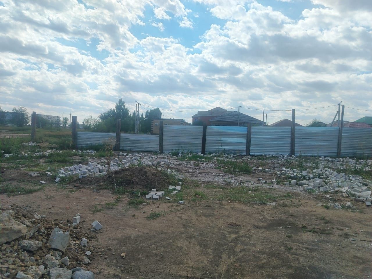 Продаётся кирпич селикатный ( половинки)