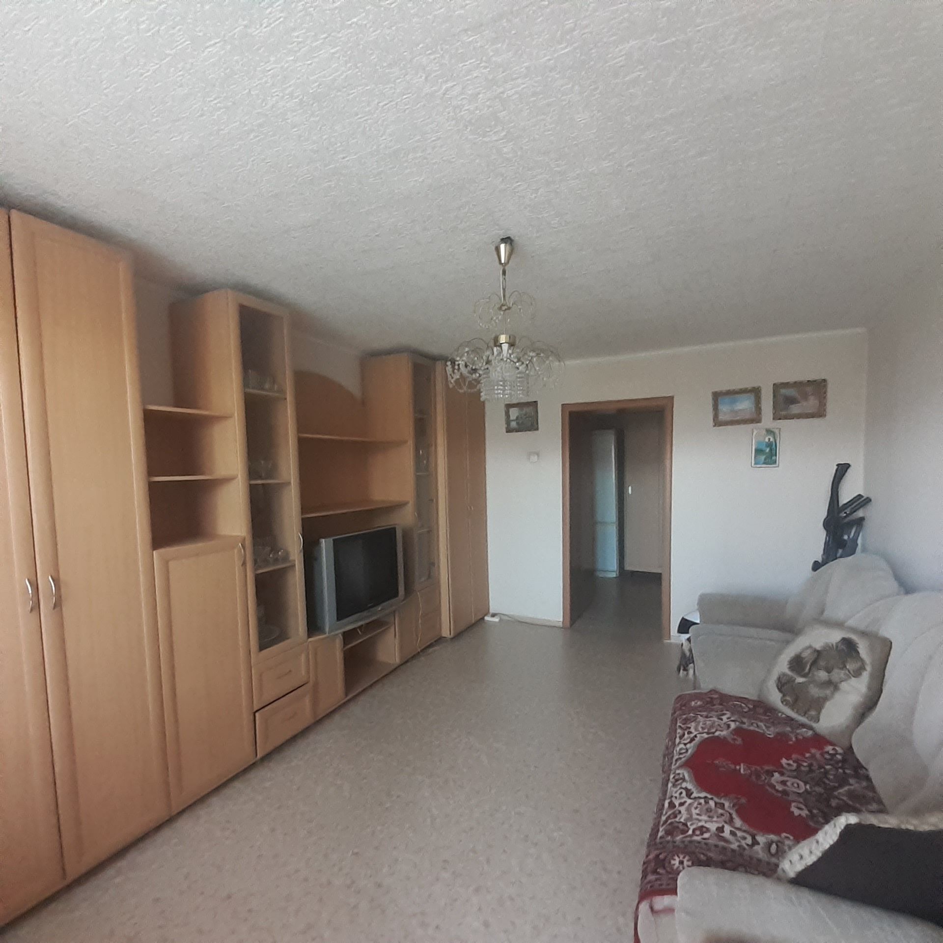 Продам 3х комнатную в Костанае в районе 11 школа