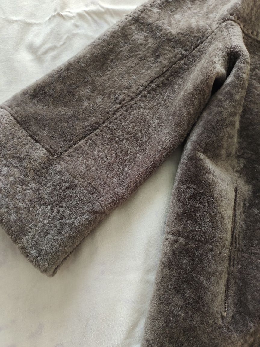 Продам дубленку из овчины, Турция