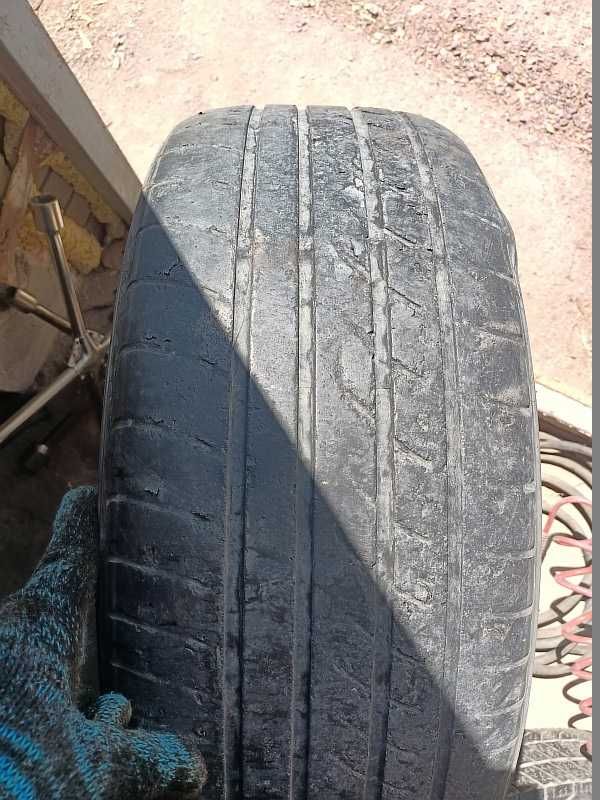 ОДНА шина 215/55 R17 - "Yokohama C.drive" (Филиппины), летняя.