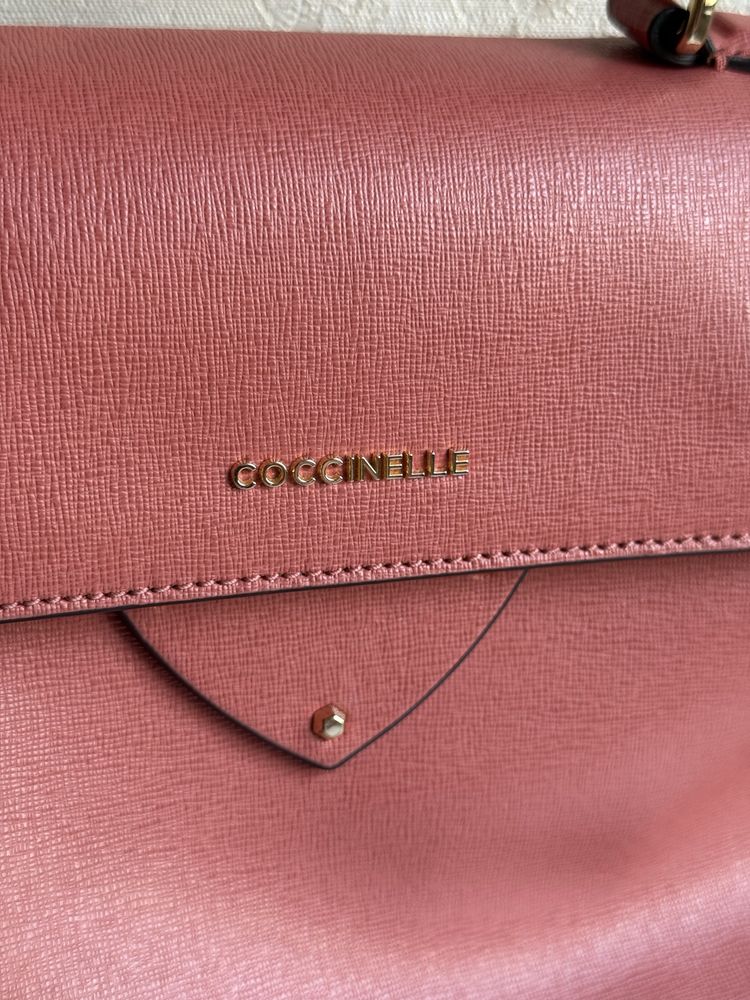 Кожаная сумка Coccinelle оригинал