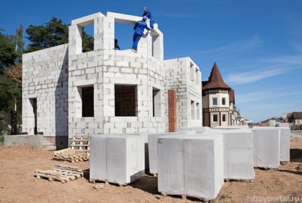 Газоблок кирпич перегордочный 10*30*60  и 15*30*60