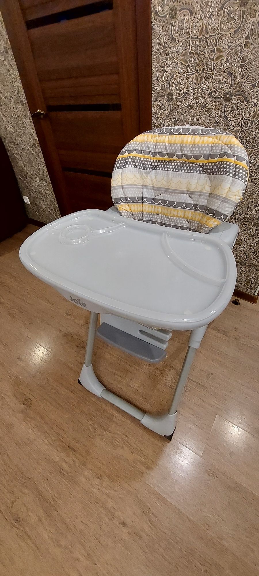 Продам стульчик для кормления Joie mimzy lx leo 2в1 серый