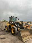 Услуги погрузчика XCMG LW300KN
