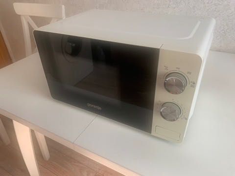 Микроволновка Gorenje MO20E1W