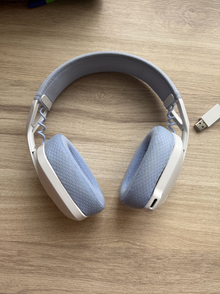 Беспроводные,игровые наушники Logitech G435 lightspeed