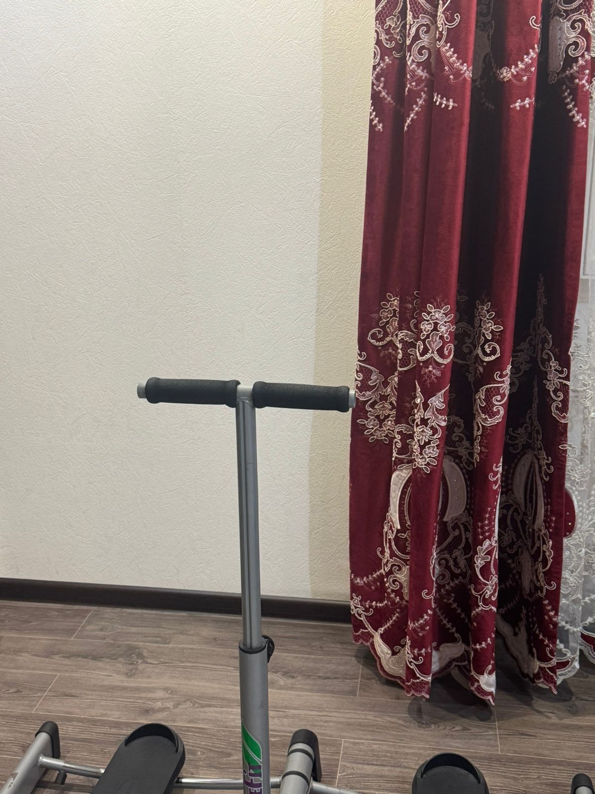 Тренажёр для ног