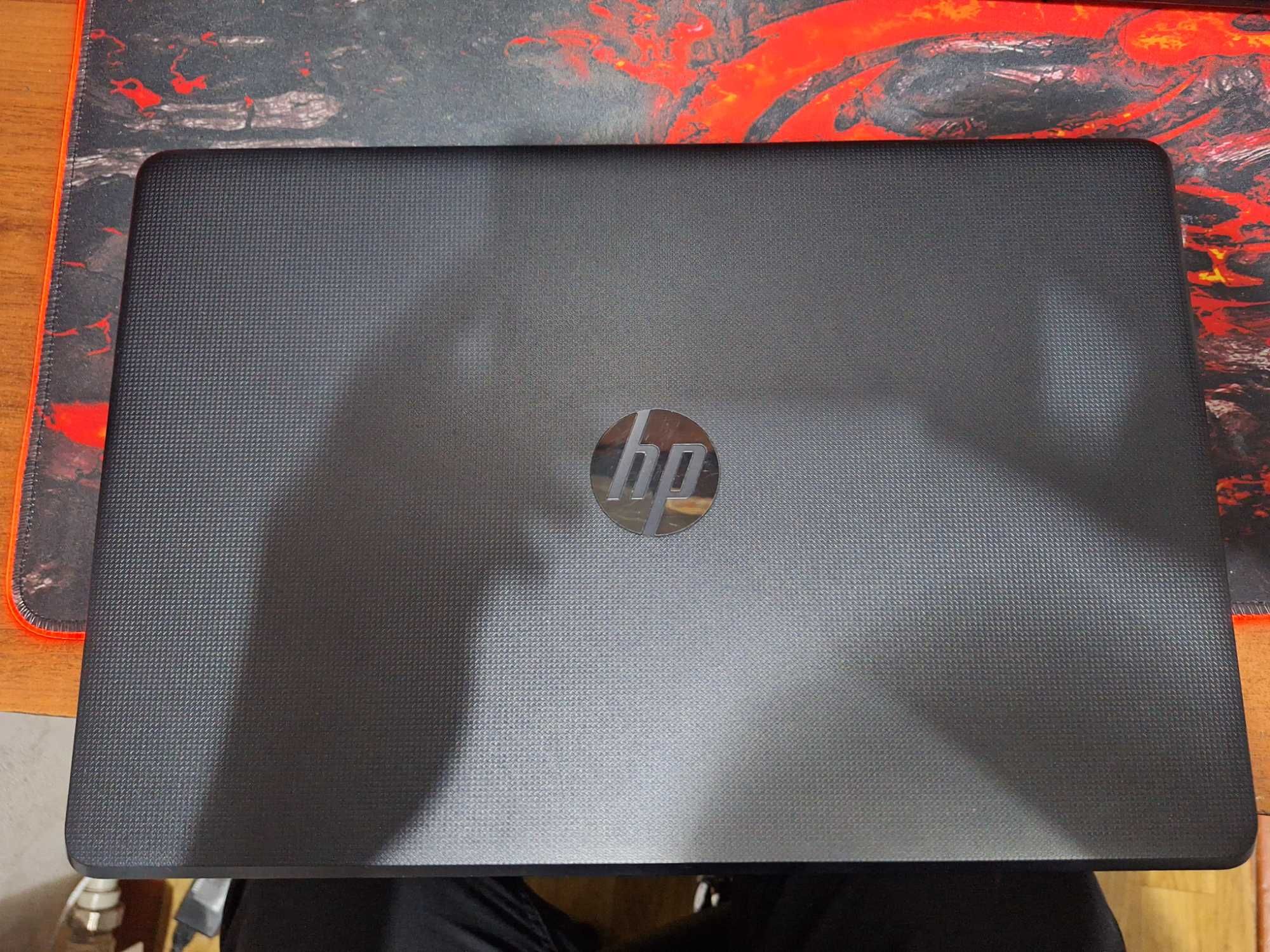 Ноутбук(ультрабук) Hp core i5-7200U 2,50Ghz (4-ядер) 19г в идеале