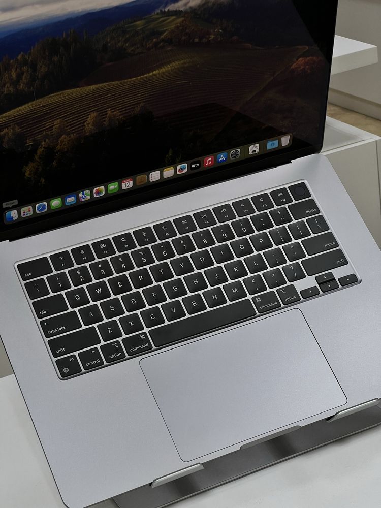 Apple MacBook air 2023 | M2 | ОЗУ 8Gb | SSD 512Gb