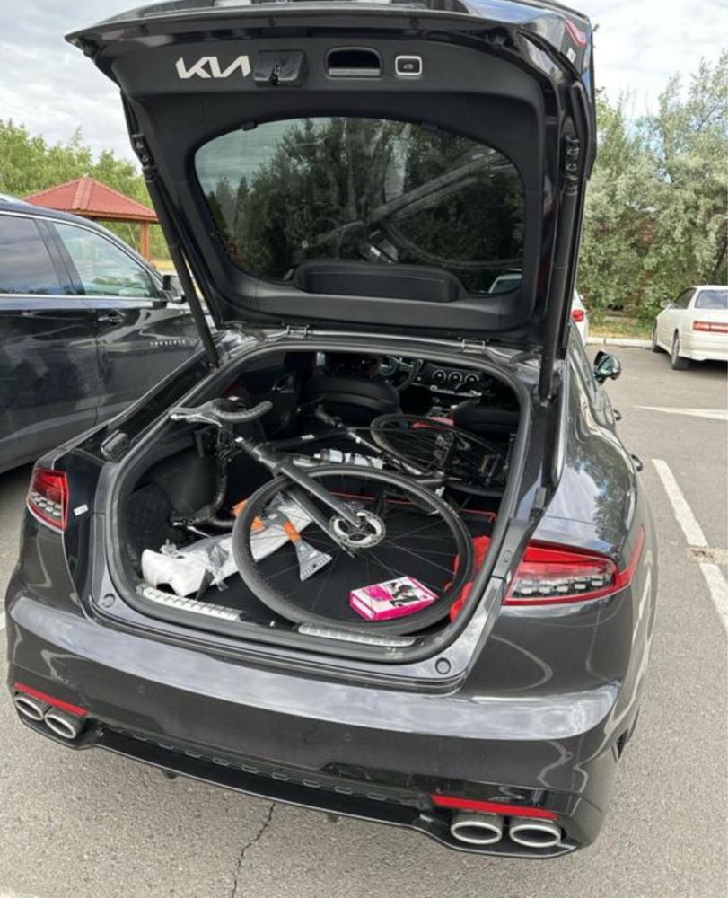 Kia Stinger GT line Suede+, 2.0 Turbo