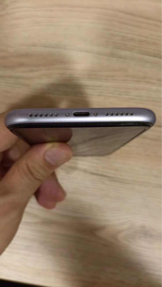 IPHONE 11 128Gb идеальном состоянии