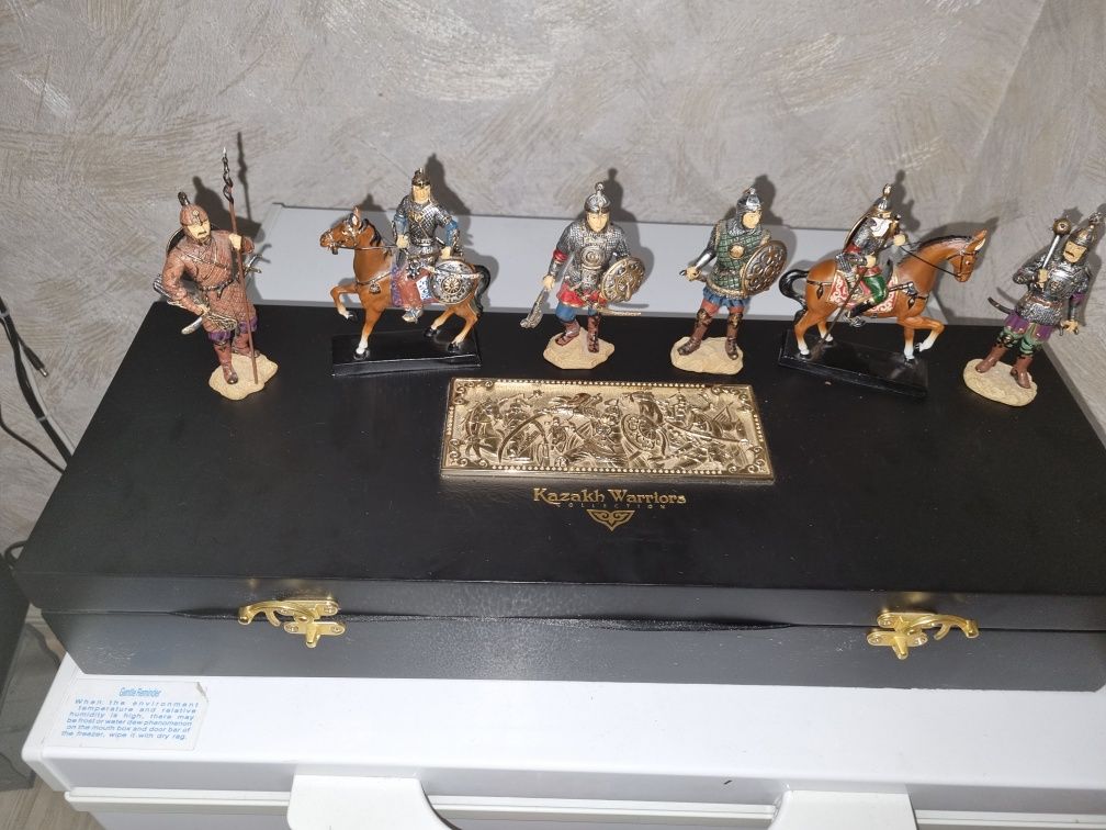 Фигурки Казахских Батыров, коллекционные