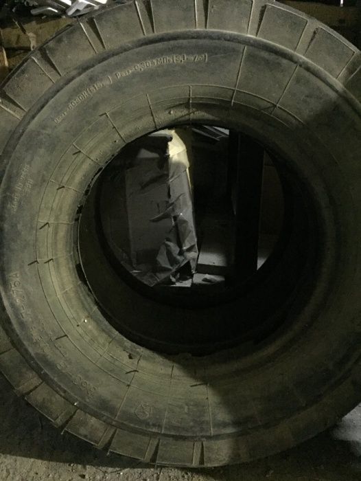 Автошины 180-406/ 6,5-16для сельхозтехники в отличном состоянии
