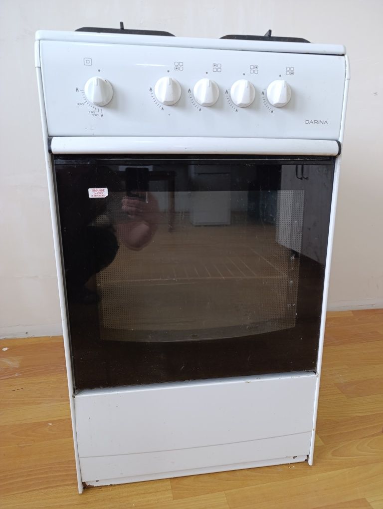 Продам газовую плиту Дарина