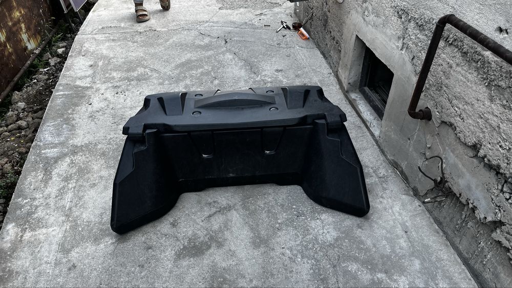 Продам кофр от квадроцикла