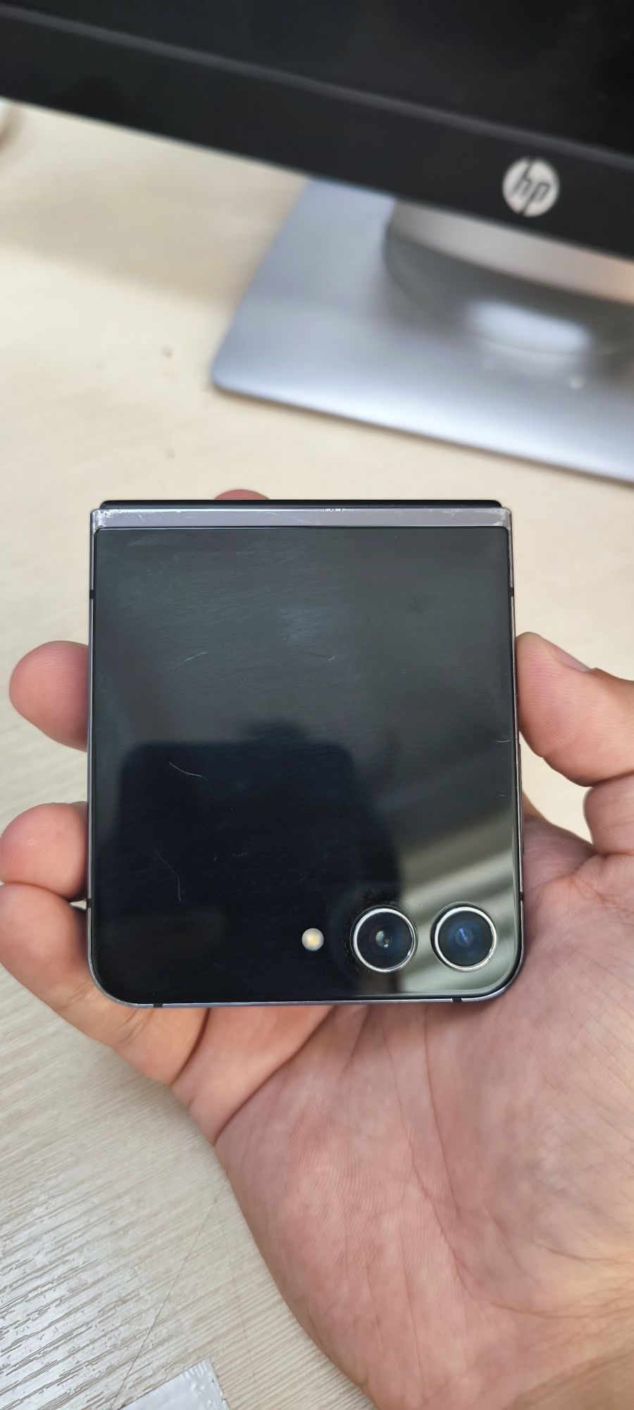 Samsung galaxy z flip5 срочно