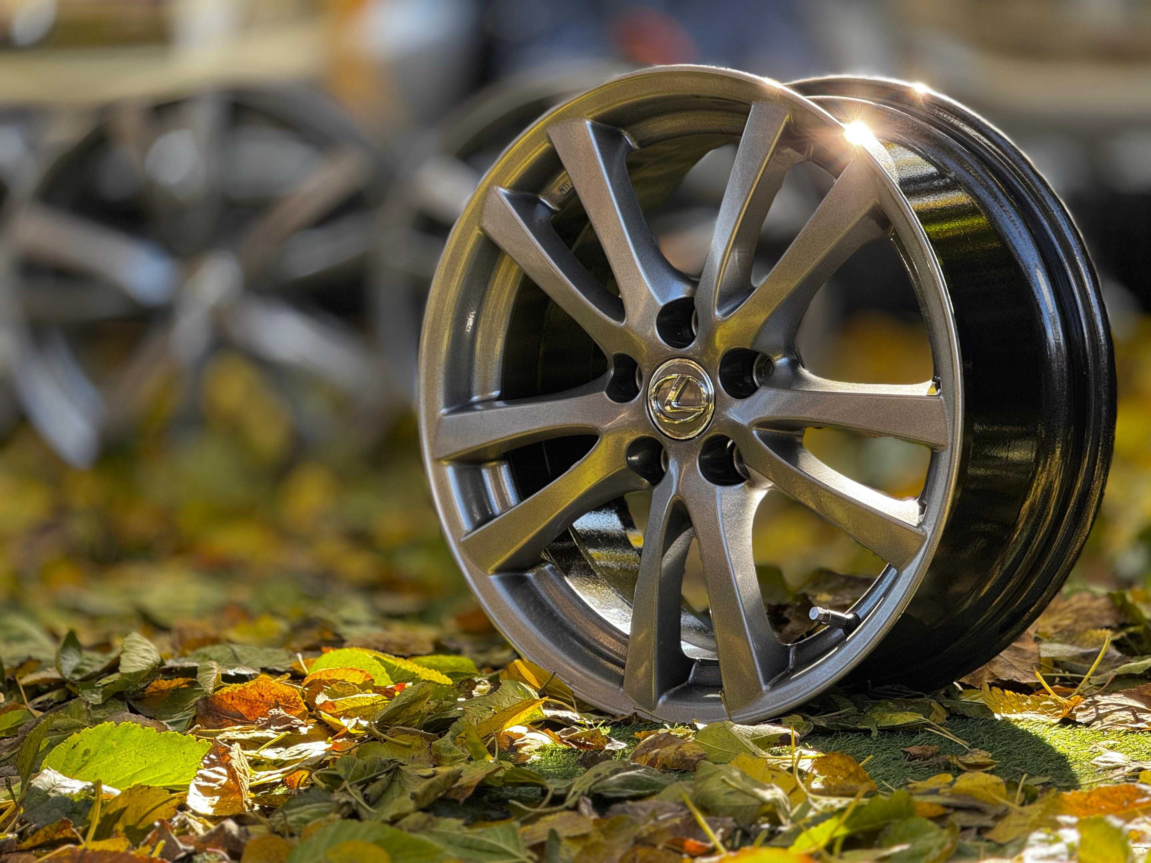 Диски R18 оригинальные TOYOTA  LEXUS