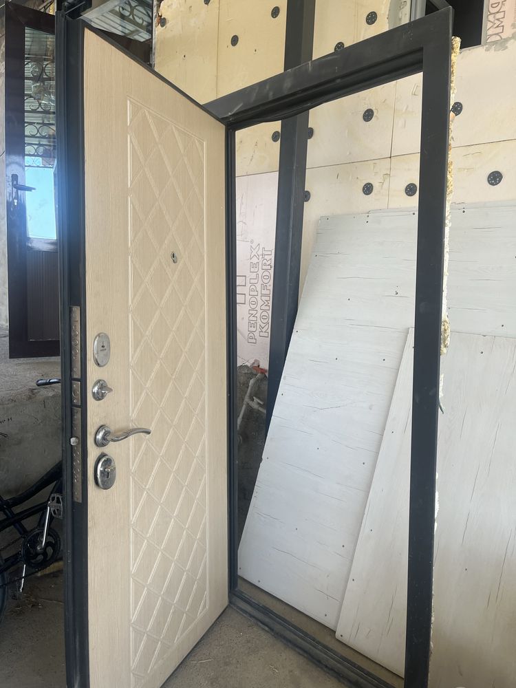 Продается  двер 20 к