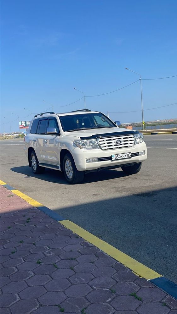 Аренда авто с водителем. Свадьбы. Выписки встречи. Land Cruiser крузак