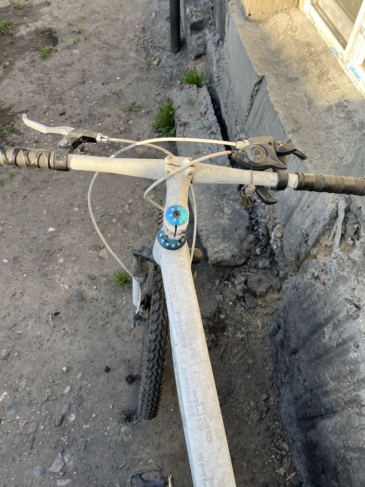 Продам велик срочно