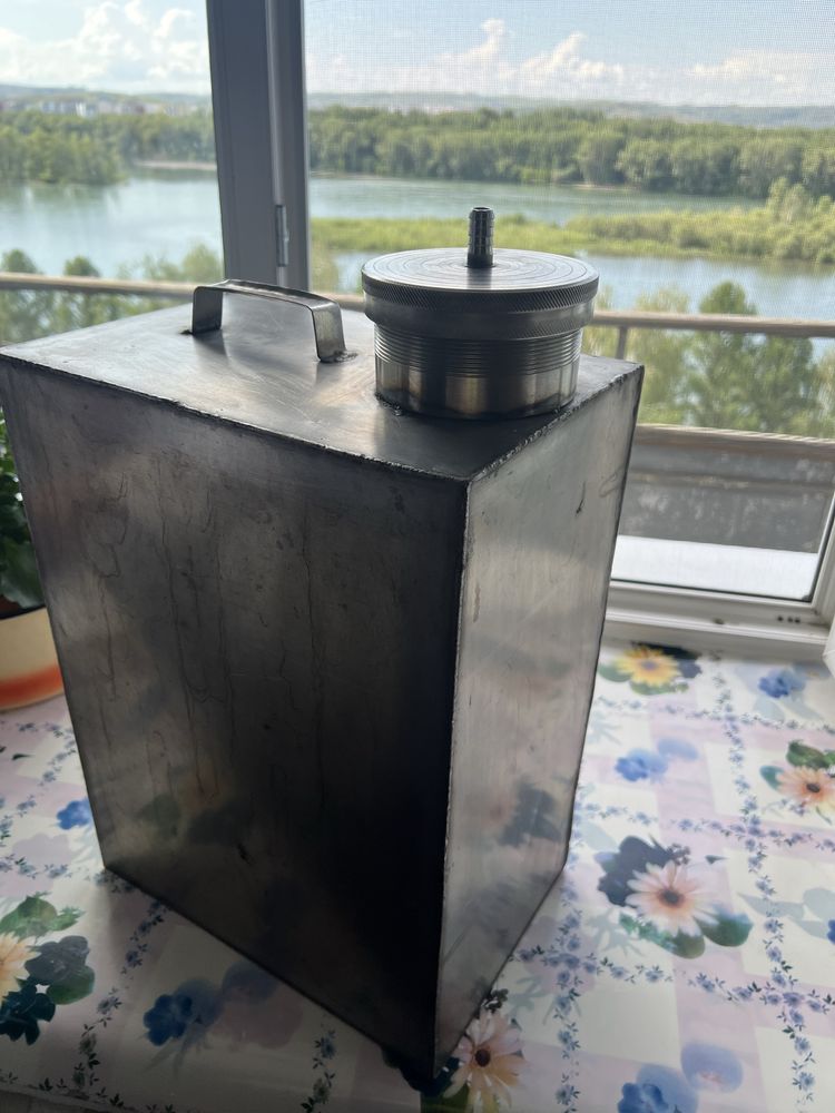 Продам бак 25л нержавеющая сталь