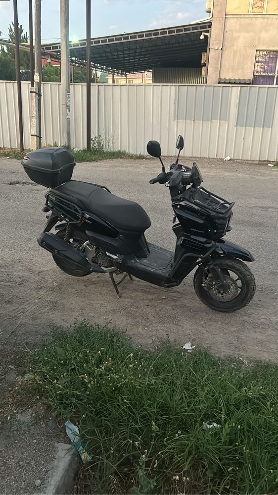 Скуттер танк сост хороший 180 тыс