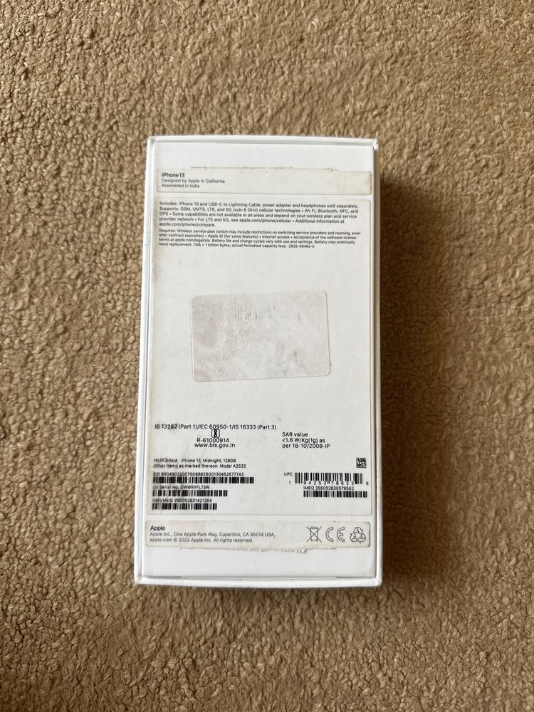 Оригинальная упаковка от iPhone 13