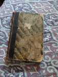 Продам книгу Скорая помощь