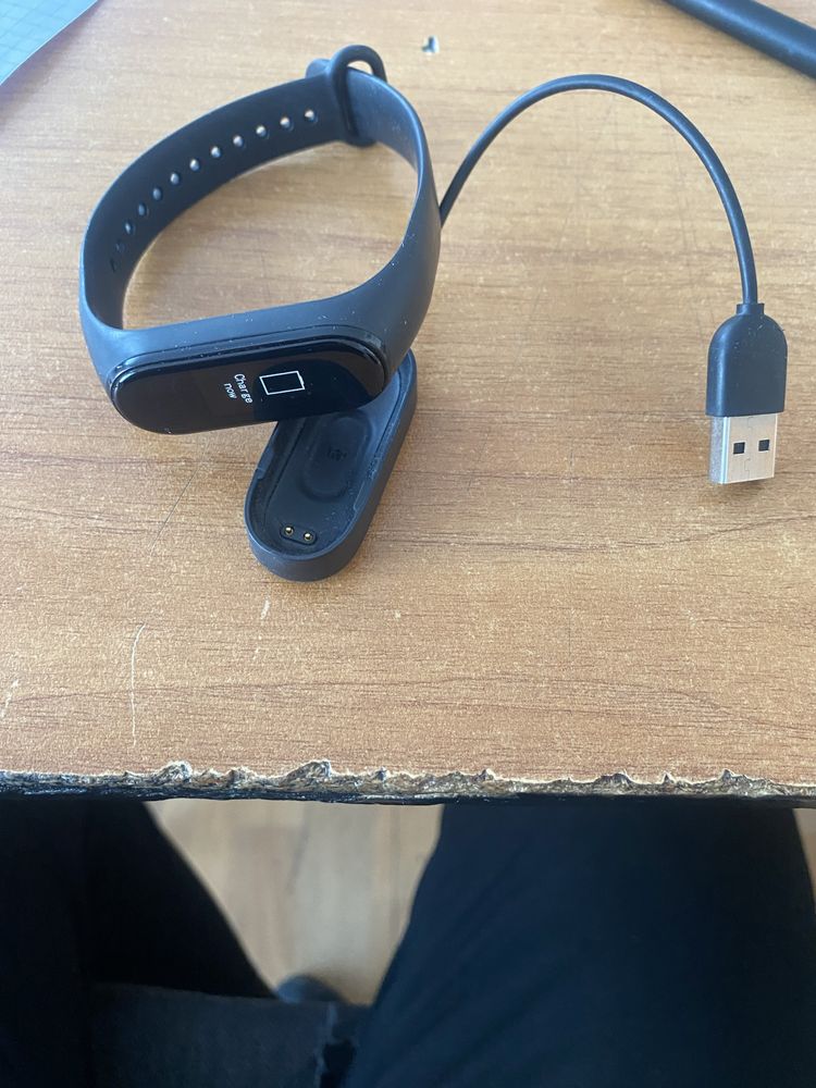 Часы mi bent4 оригинал наушники тоже оригинал
