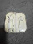 Earpods, проводные наушники Apple с разъемом Lightning в оригинале