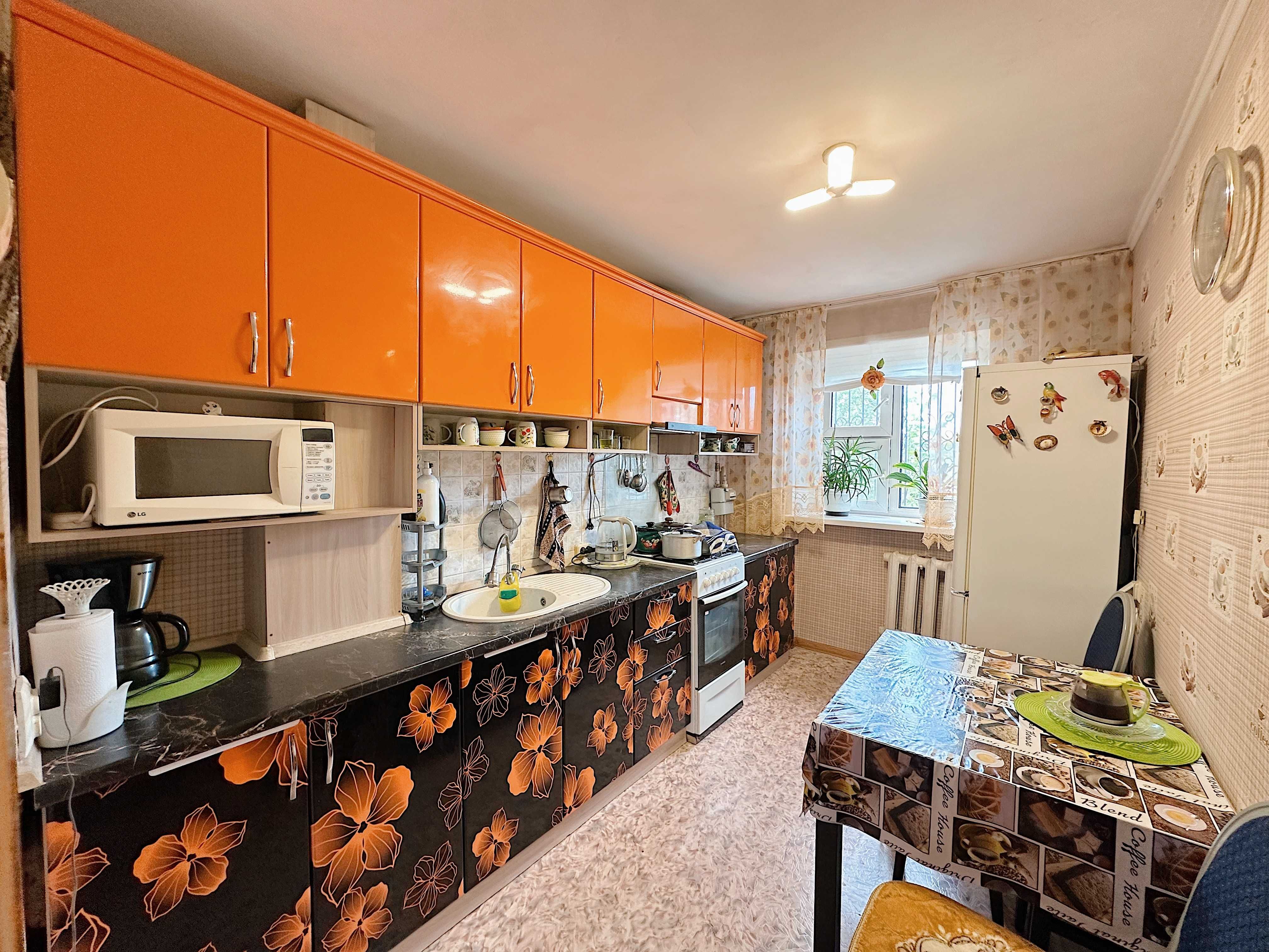 4-комнатная квартира · 71.8 м² · 1/5 этаж, аспара 2/1