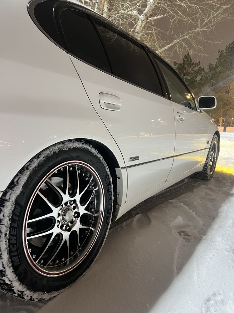 Michelin 205/55/17 зимние 4шт