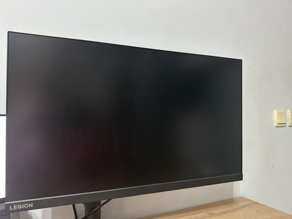 Монитор Lenovo 27” 2k 180hz R27q-30