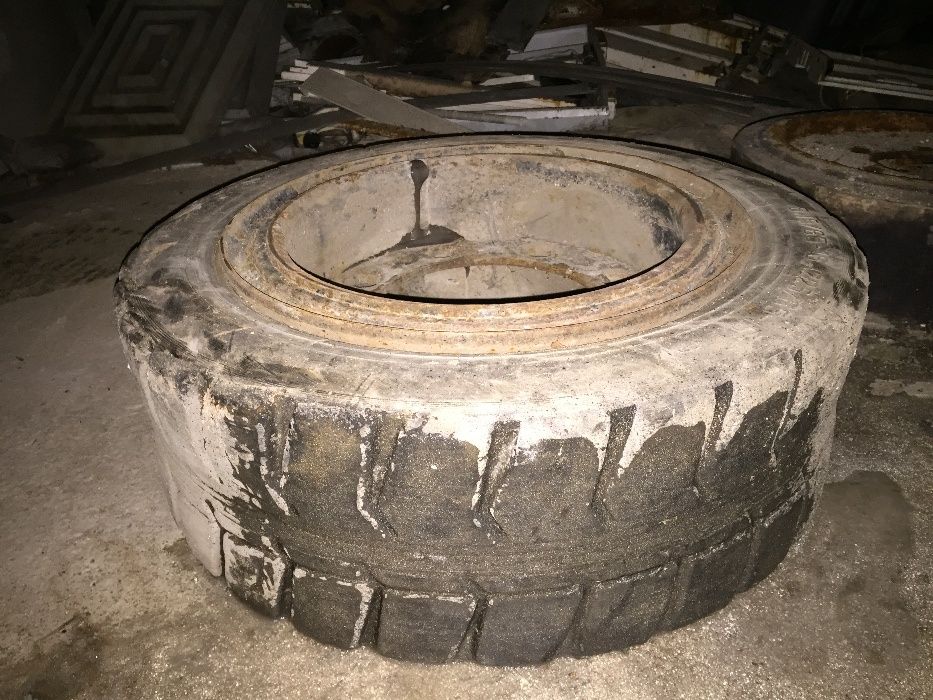 Автошины с дисками в сборе на погрузчик 15/65/15