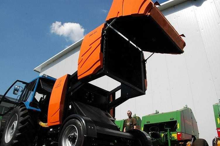 Подметально-Уборочная Машина PRONAR ZMC 2.0 (Польша)