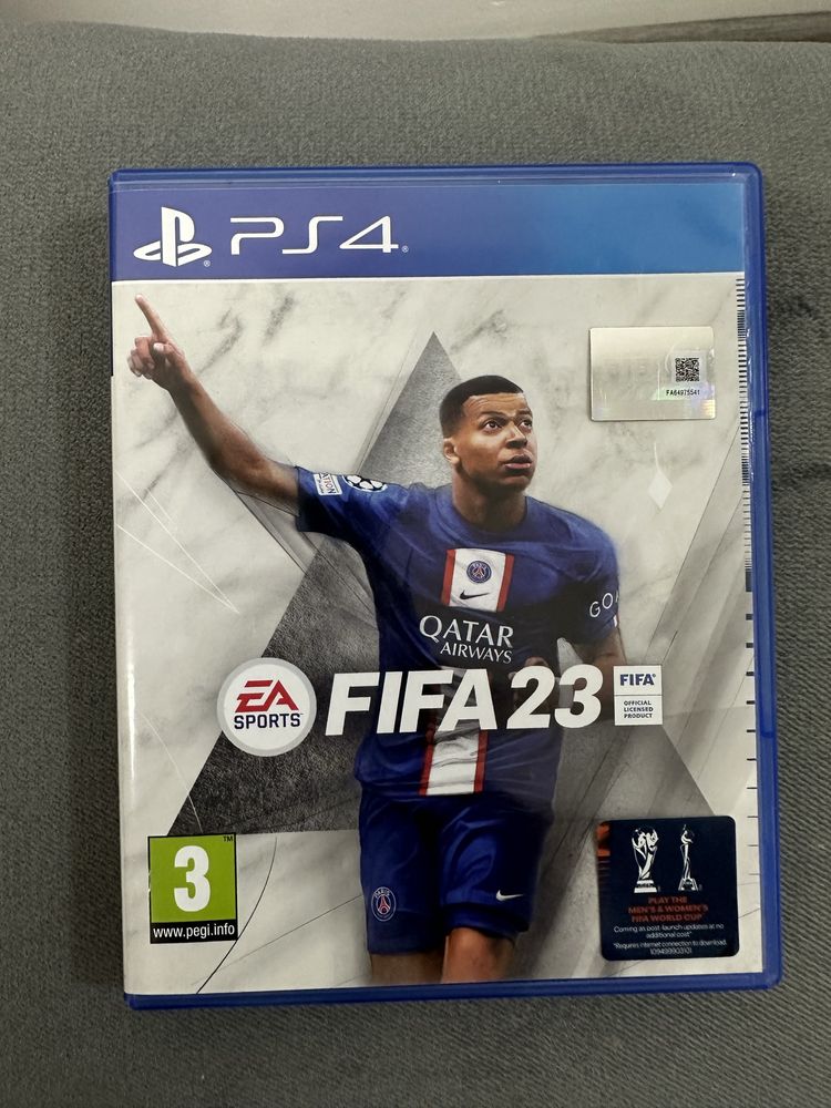 Продам фифу23 на ps4 и джойстики в комплект