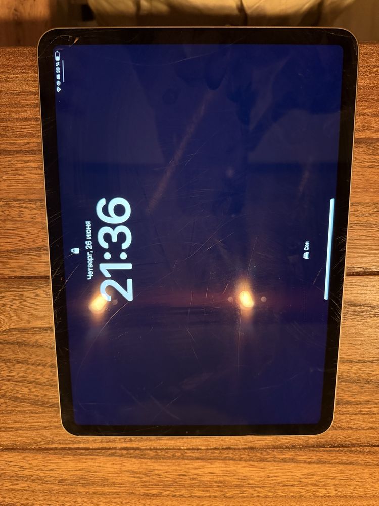 iPad Pro 11” (2022, 4 поколение) + Magic Keyboard + Apple Pencil 2