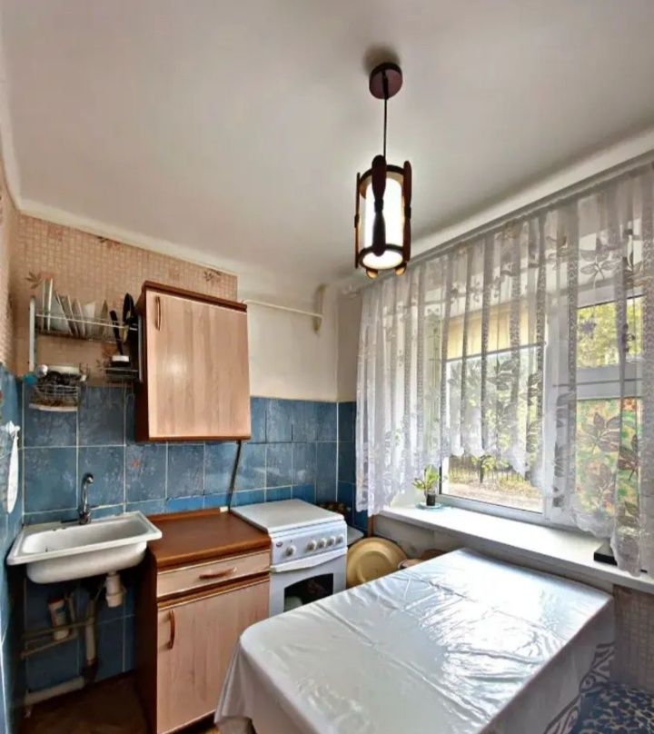 Продам 2 ком кв 45 м2 в районе 20 школы
