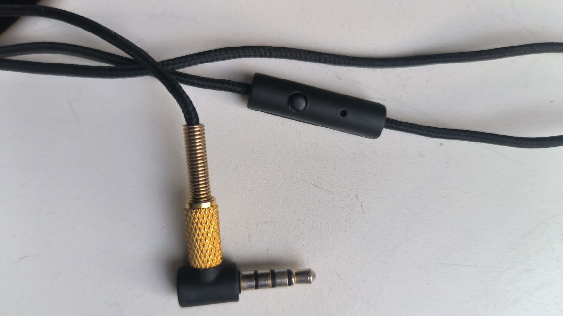 Marshall model minor ( original ),шнурный ноушник