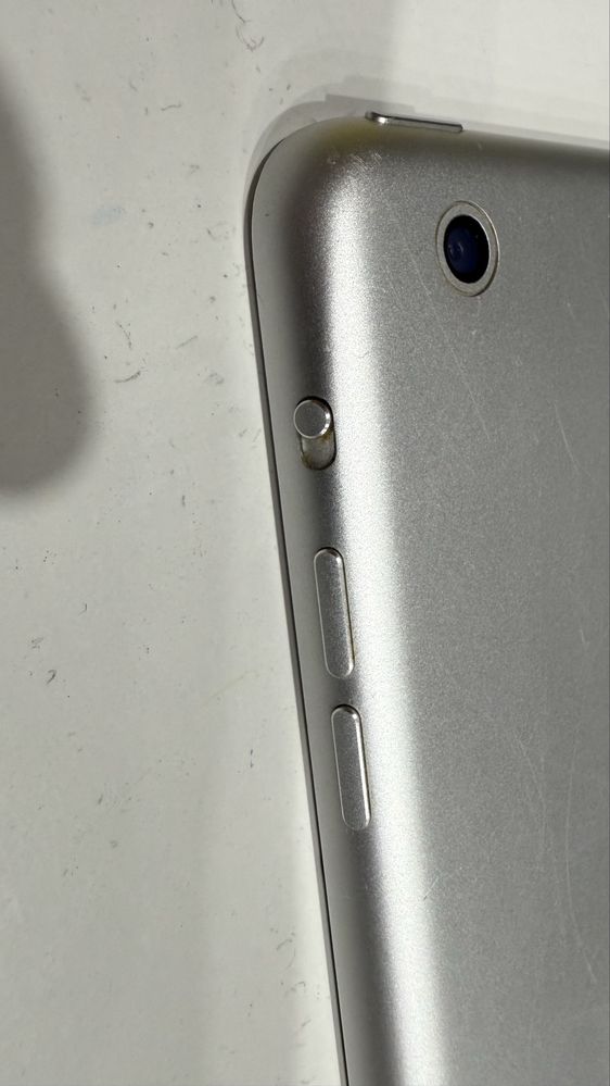 Продам Apple ipad mini 1 (Эпл Айпад мини 1) 16 Gb