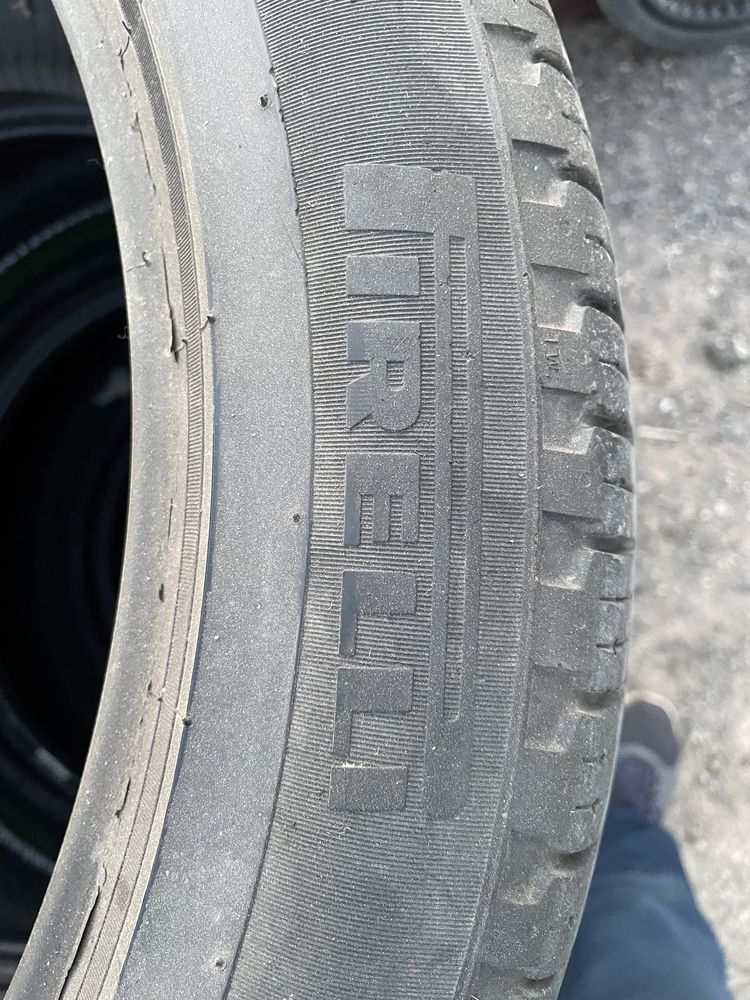 Продам шины на R20