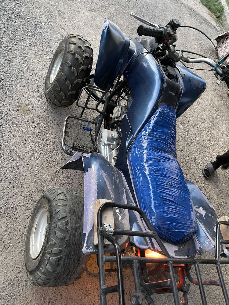 Квадратцикл продаю 220000