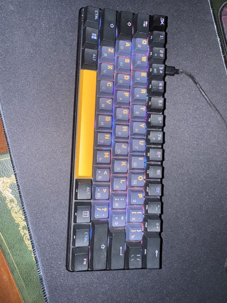 Механическая игровая клавиатура Hyper X Alloy Origins 60%
