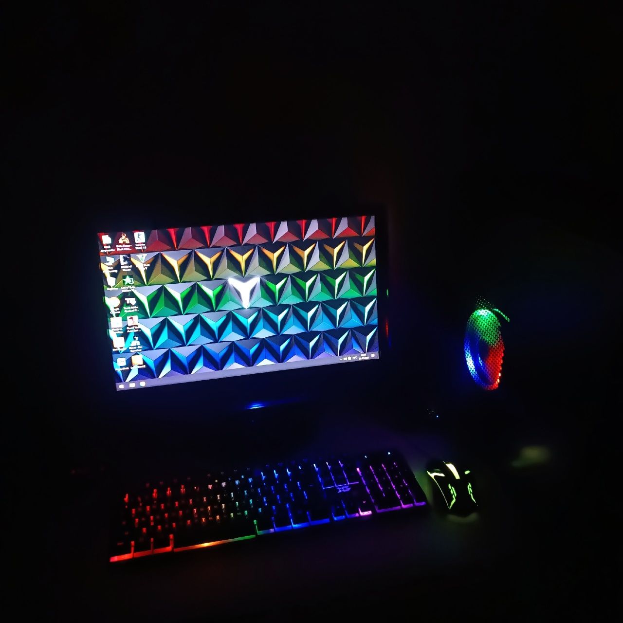 Компьютер Core i7 Кресло