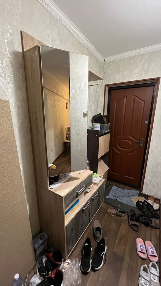 Срочно продам прихожую
