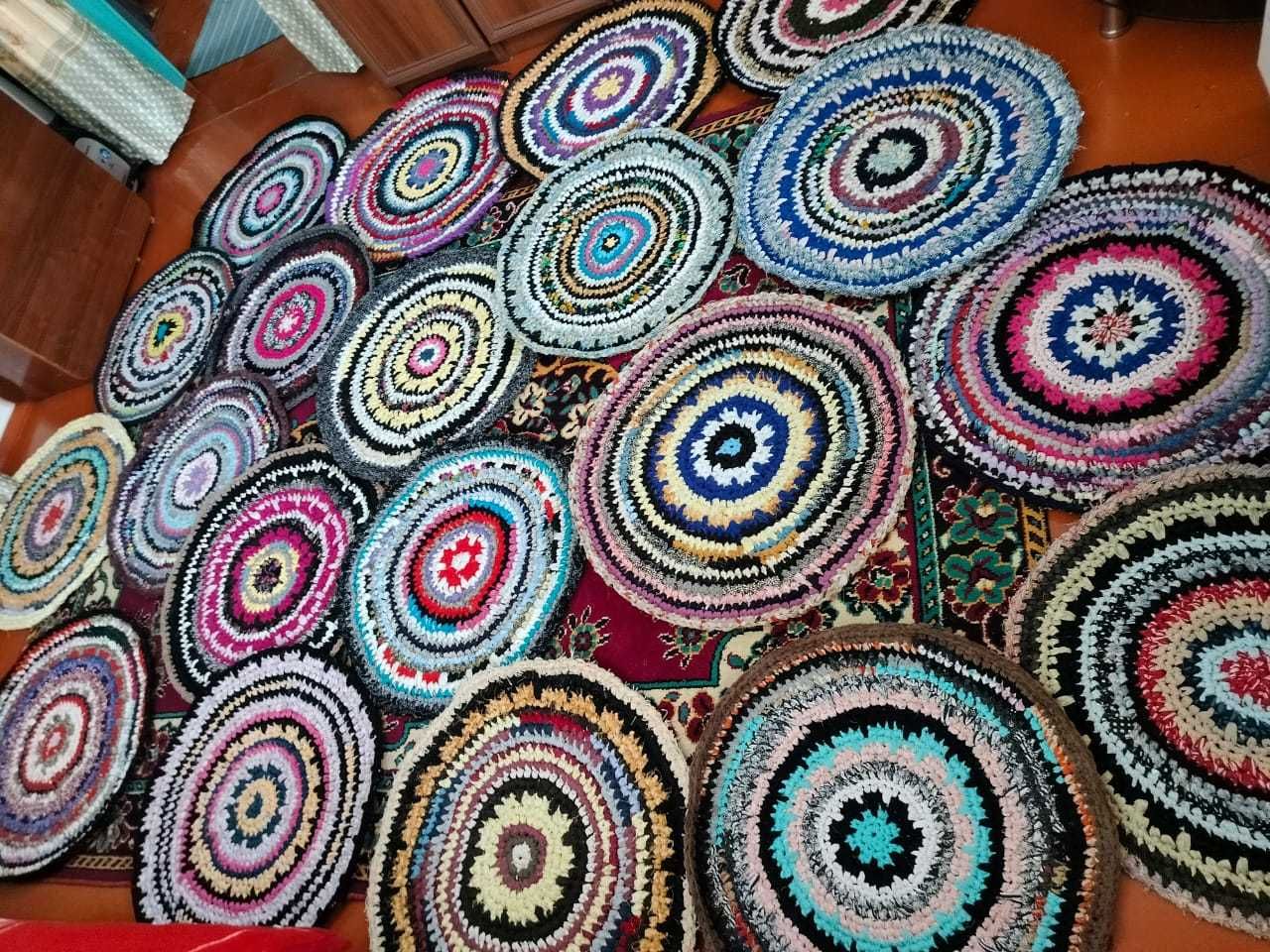 коврики ручной работы, handmade (вязаные крючком)